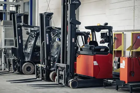 Forklift trucks