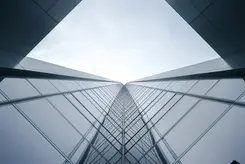 Eine Skyline einer Stadt.