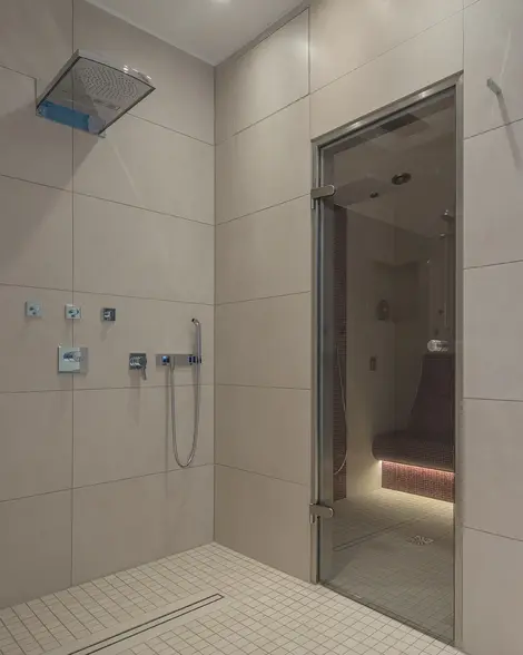 Neubau eines privaten Wellnessbereiches mit wedi Produkten