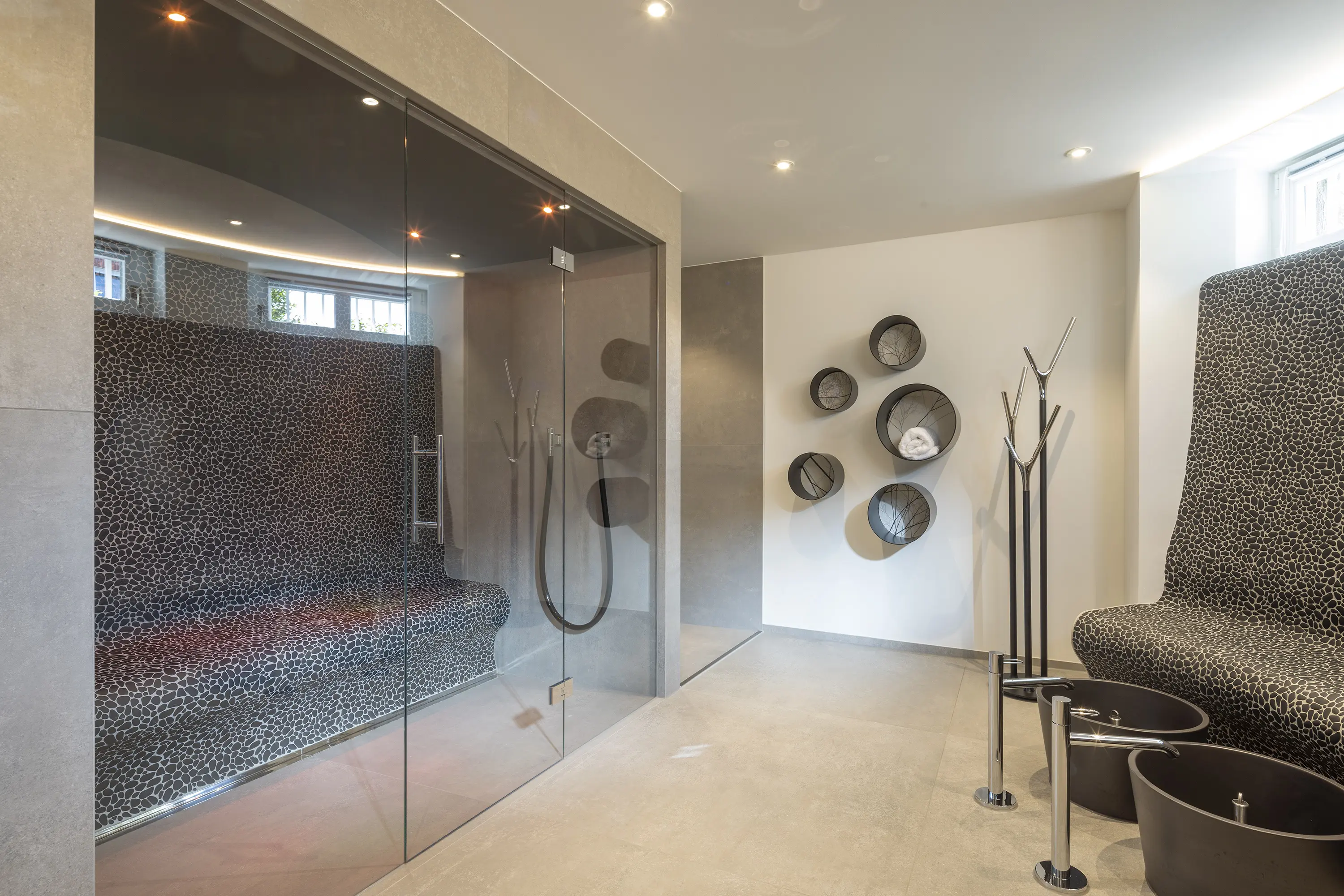 Badezimmer Sanierung Dampfbad Dusche mit wedi Produkten