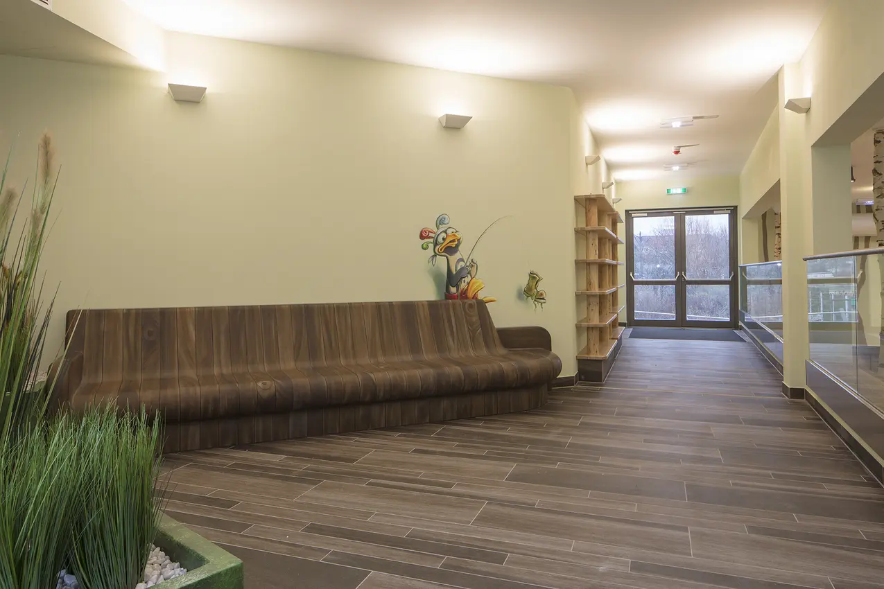 Spreeweltenbad Swimming pool redesign Renovation of bank facility